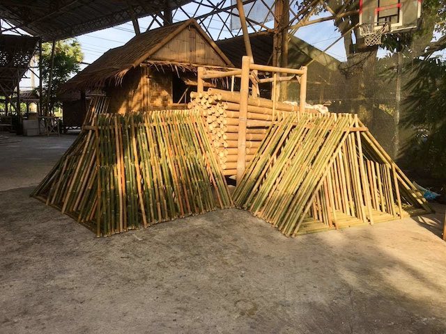 Der Bambus wird in Thailand weiterverarbeitet
